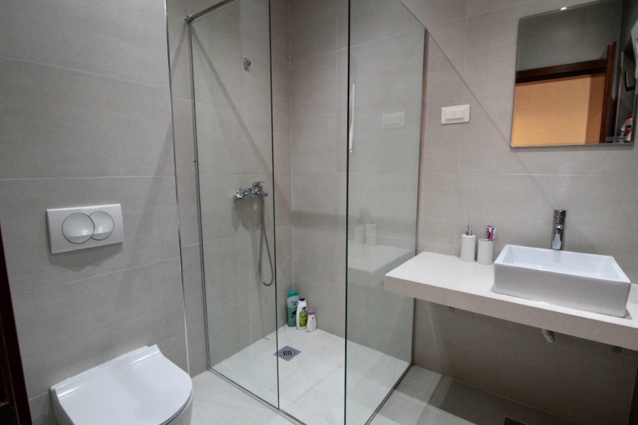 Apartments Komina Utjeha Luaran gambar