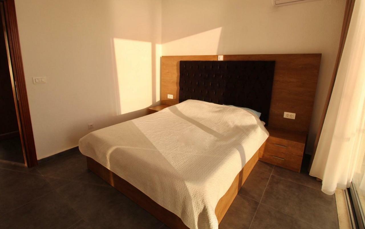 Apartments Komina Utjeha Luaran gambar